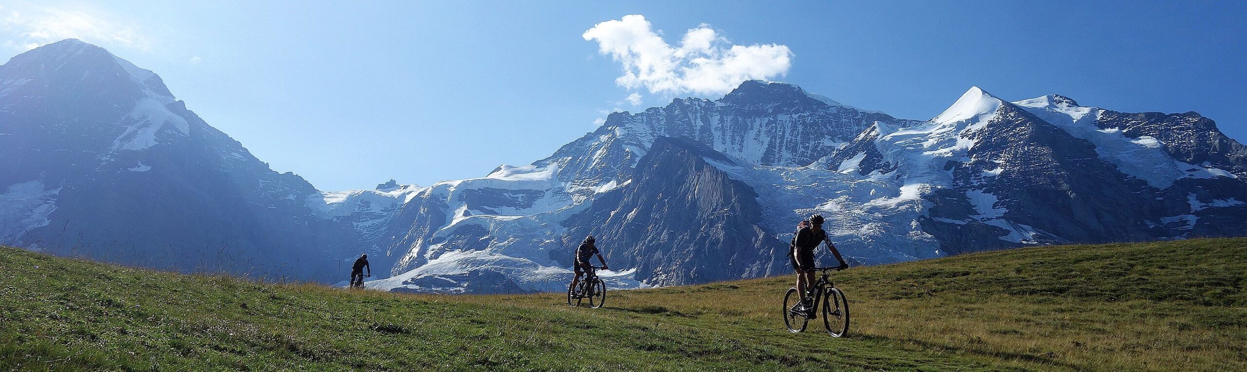 Berner Oberland Cross Archive Lukas Stockli